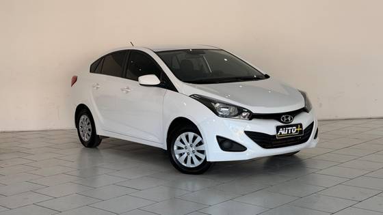 HYUNDAI HB20S 1.6 COMFORT PLUS 16V FLEX 4P MANUAL